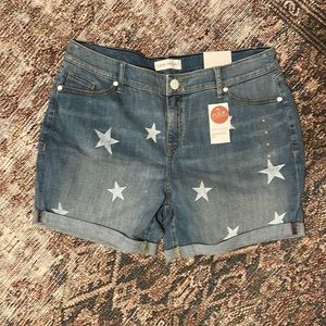 Boyfriend Midi Short with Stars